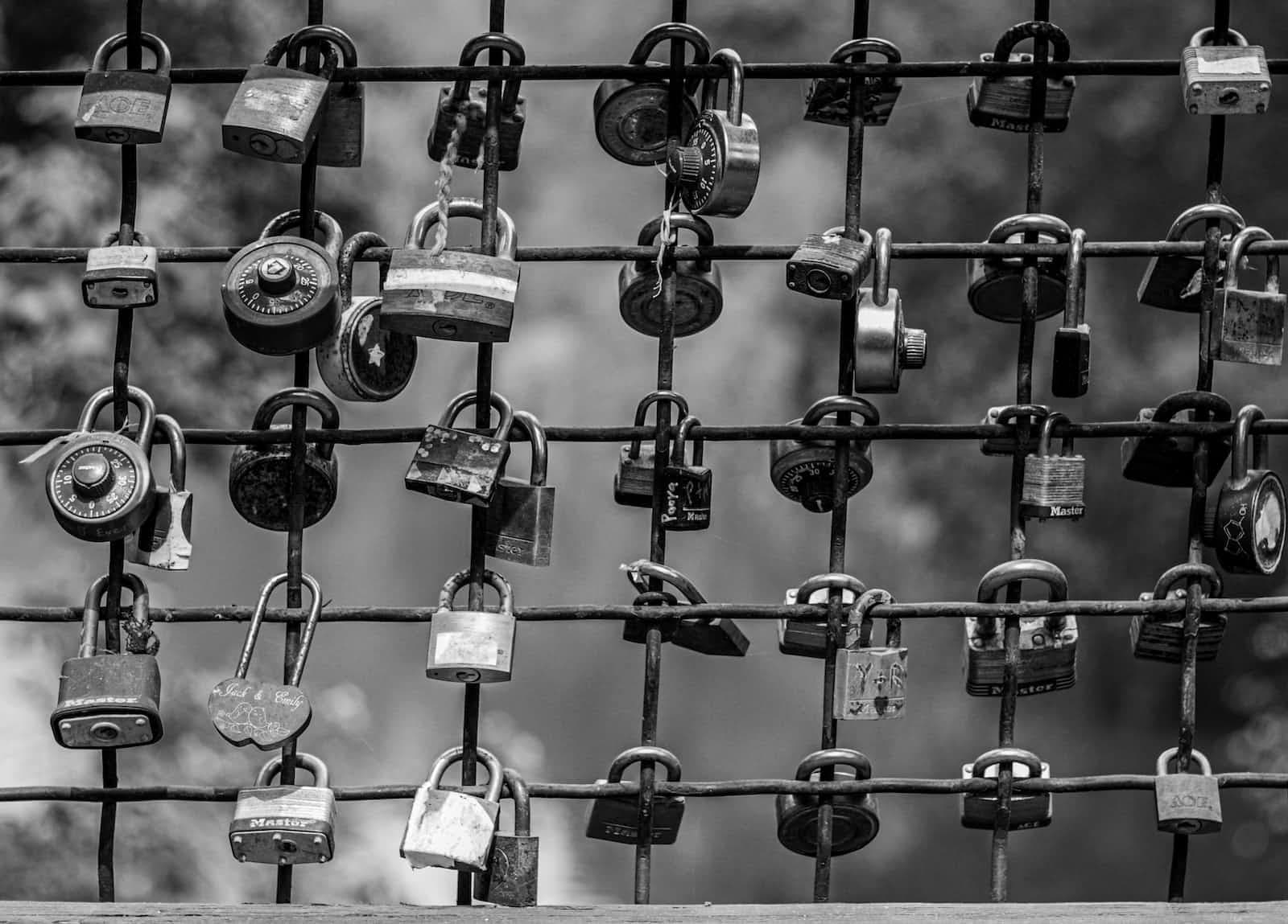 BuzzwordBusters: What Does Lock-Free, Wait-Free Really Mean?